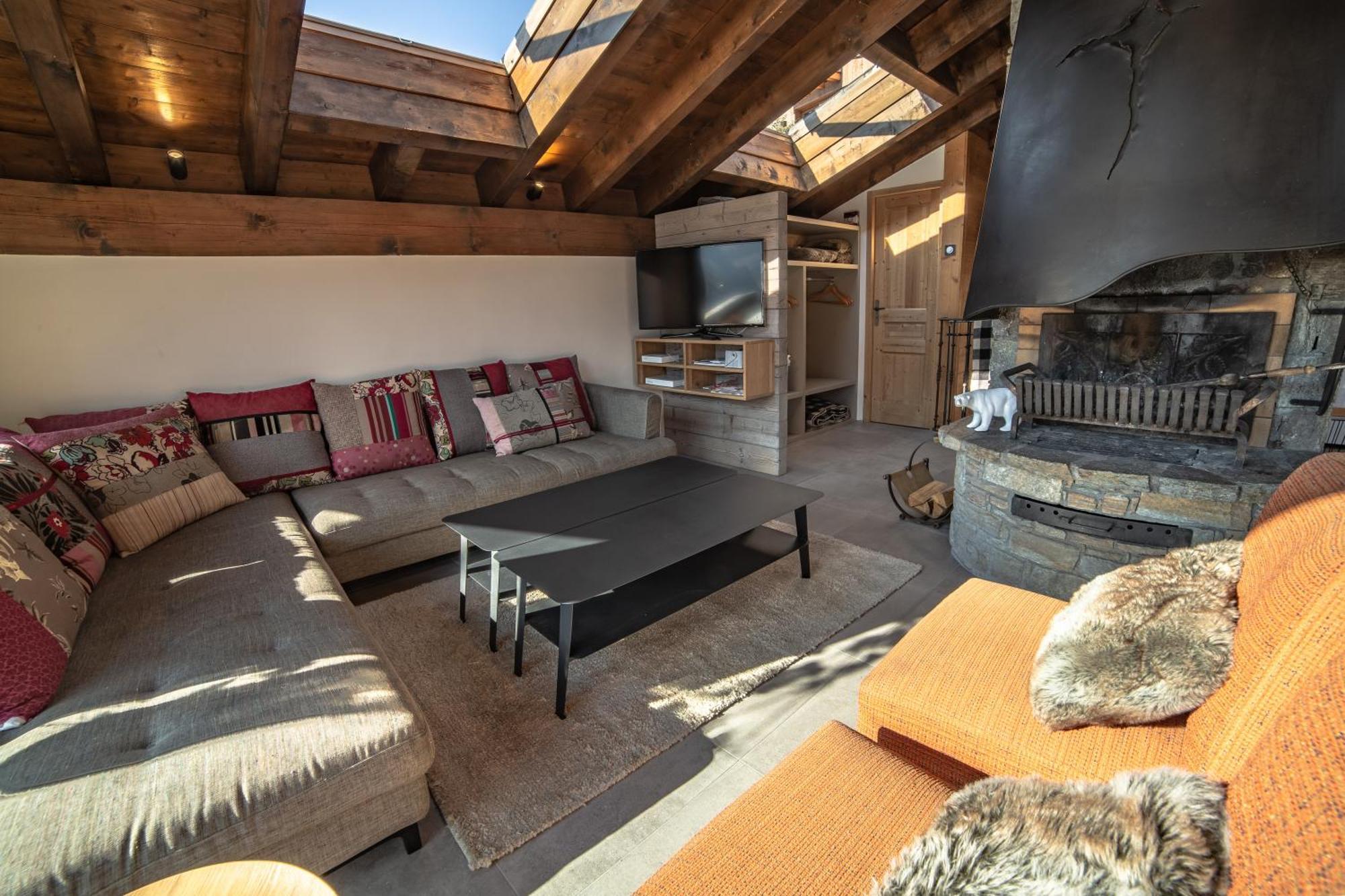 Chalet Familial Meribel 1600 Villa Les Allues Exterior photo